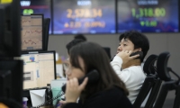 特朗普，盘中突然宣布：暂停！道琼斯大涨近2000点！