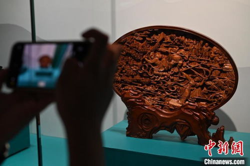 上海廣東兩地240余件雕刻精品羊城薈萃，工藝美術精品展暨市場趨勢觀察